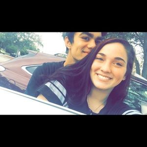 Meet your Posher, Casey